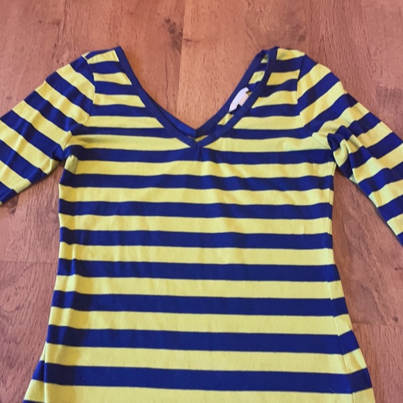 Banana republic 3/4 length tee - Picture 2 of 2